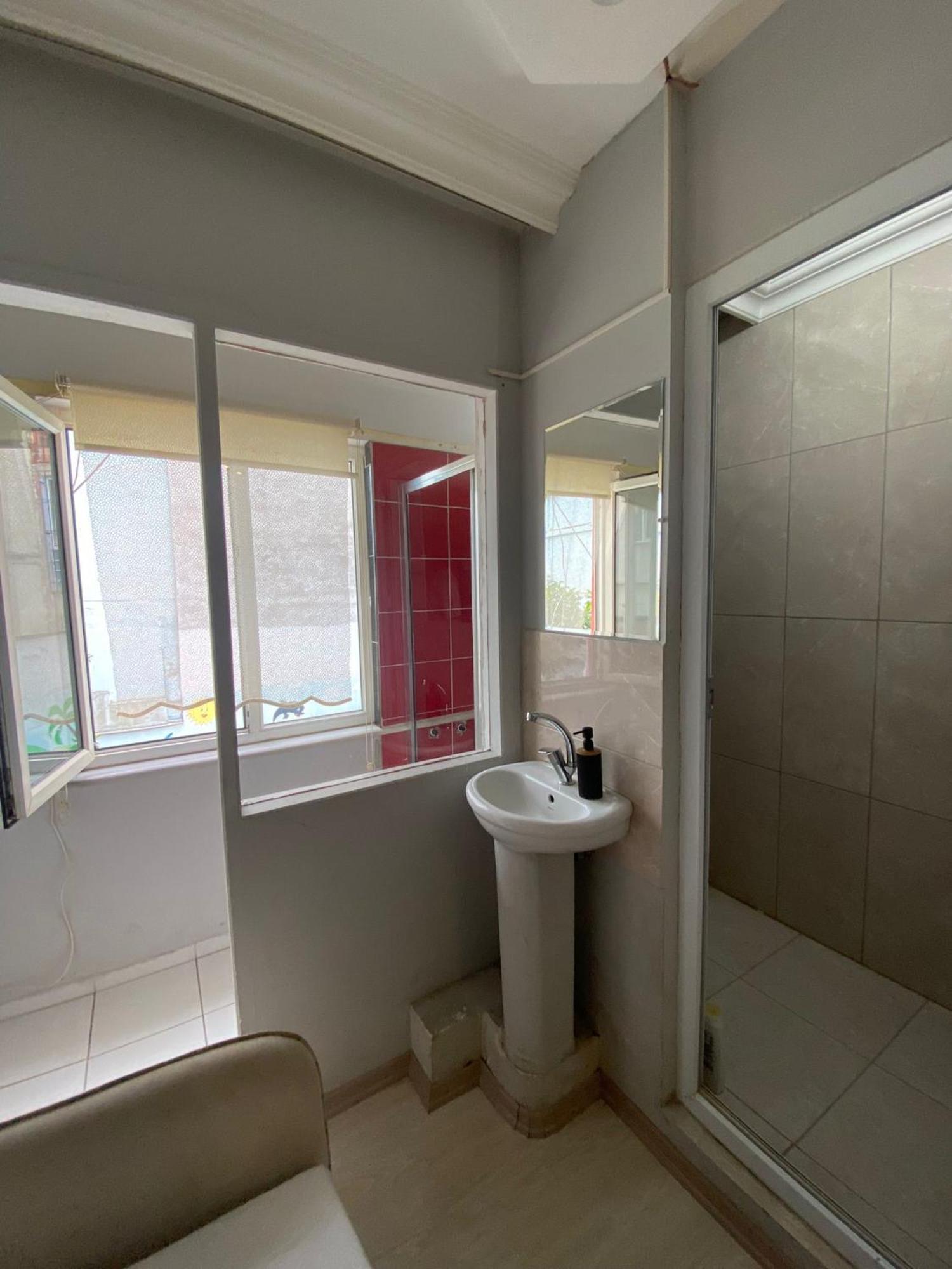 伯萨Emir Suit Apart公寓式酒店 外观 照片